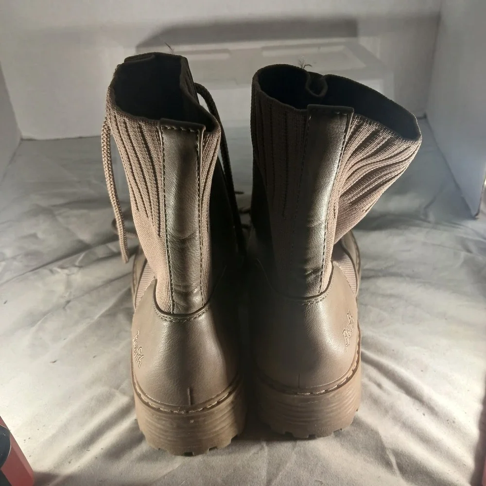 Blowfish Malibu B138 Mens Tan Lace Up Knit Combat Boots Lug‎ Sole Size 7.5